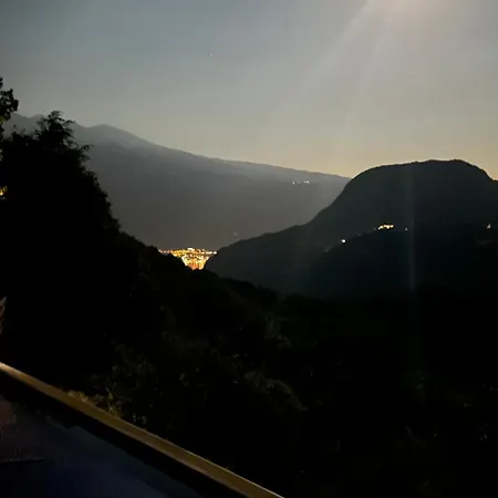 Rustico Mit Solarbeheiztem Infinity- Pool, Panoramablick & 4 Schlafzimmern