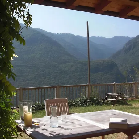 Rustico Mit Solarbeheiztem Infinity- Pool, Panoramablick & 4 Schlafzimmern