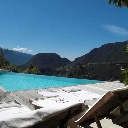 Rustico Mit Solarbeheiztem Infinity- Pool, Panoramablick & 4 Schlafzimmern Villa *